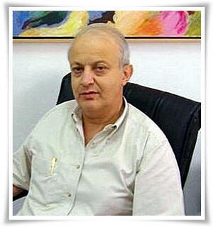 איש הביטוח הבכיר אשר סייפר